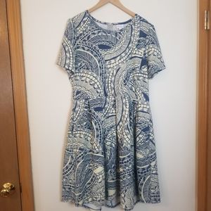 Lularoe Amelia 3XL box pleat dress in blue/cream